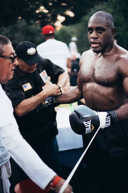 A pro boxer tells you the best boxing gloves money can buy