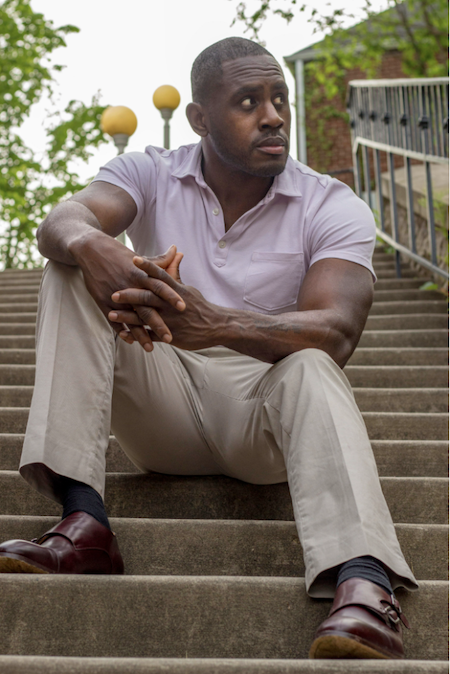 How to dress a muscular male body